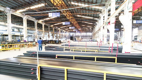 简盾门窗携手品牌形象大使樊少皇及鑫豪坤铝业 共筑品牌价值新篇章