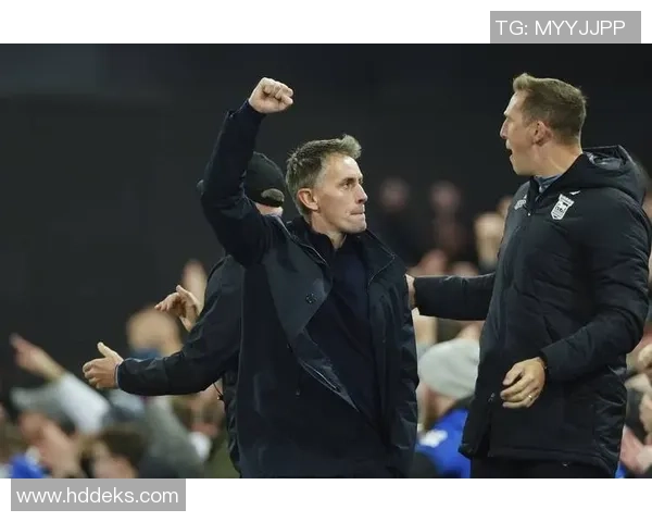 狼队遭遇英超七连败危机加剧曼联客场表现回暖重拾信心 狼队遭遇英超七连败危机加剧曼联客场表现回暖重拾信心